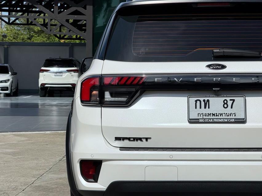 2023 FORD EVEREST 2.0 TURBO SPORT รถมือเดียวออกป้ายแดง รถวิ่งน้อย เข้าศูนย์ทุกระยะ ไม่เคยมีอุบัติเหตุครับ 9