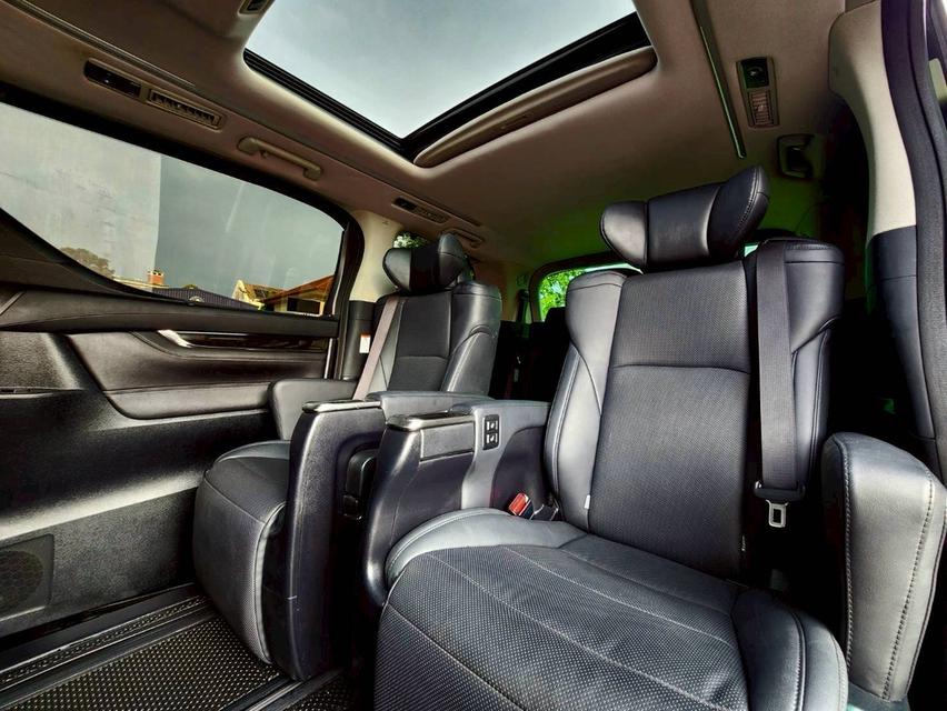 รหัสรถ PEAT0761 🚙🚐TOYOTA ALPHARD​ SRC HYBRID ปี​ 22 แท้ 12