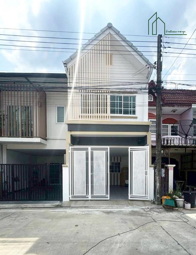 หมู่บ้านฉัตรณรงค์วิลล่า 3 ถ. ลำลูกกา ซ. เปียร์นนท์ ใก้ลสถานีรถไฟฟ้าคูคต  1