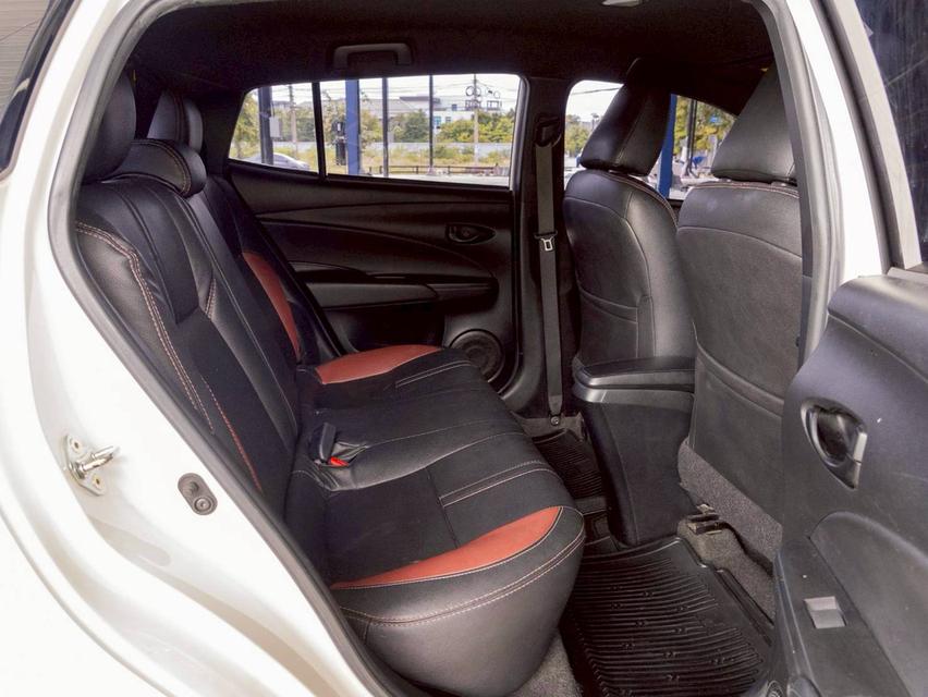 Toyota Yaris 1.2E ปี 2019 รถสวยเจ้าของเดียว ฟรีดาวน์  12