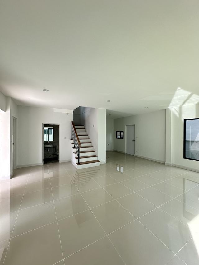 บ้านแฝด 3 ชั้น บ้านกลางเมือง ดิ อิดิชั่น ศรีนครินทร์-สวนหลวง  6