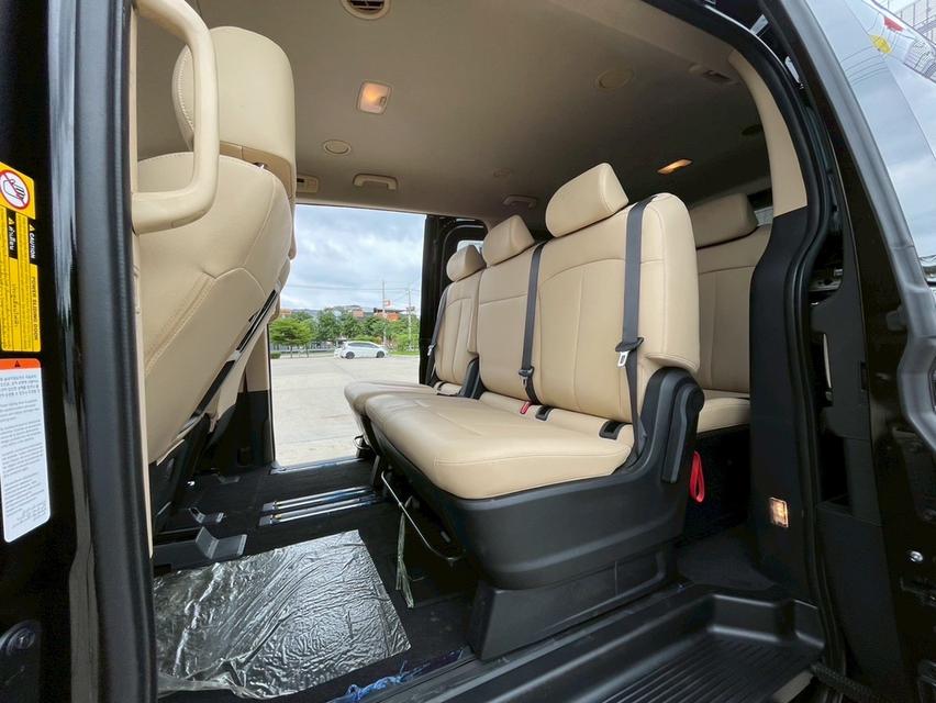 รหัสรถ AP5588 Hyundai  STARIA S 2023 13