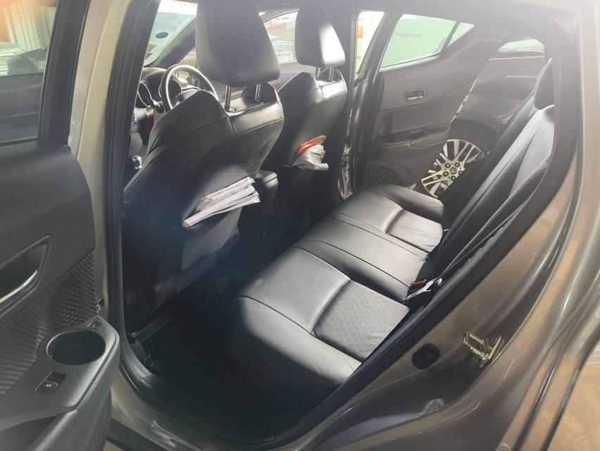 Toyota CHR 1.8 ไฮบริด HV-Hi ปี 2019 รุ่นท๊อป รถคุณหมอใช้เองเข้าศูนย์ตลอด ตรวจสอบประวัติได้ รูปที่ 12