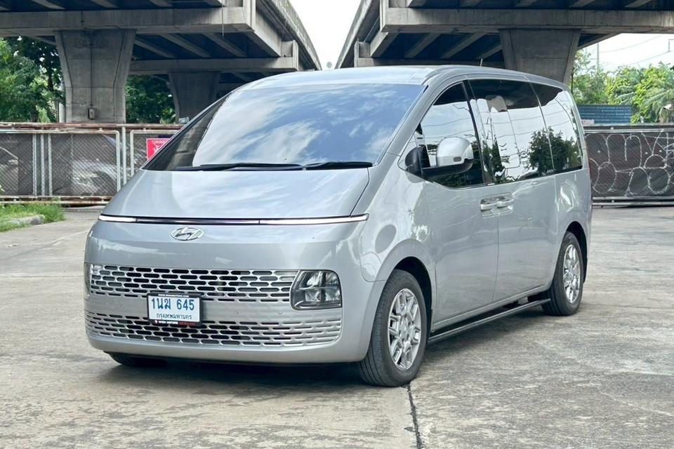 🚗 2022 Hyundai Staria 2.2 S AT