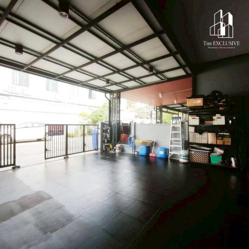 ขายทาวน์โฮม 2 ชั้น หมู่บ้านภัทราวรรณ  บางบัวทอง  ตกแต่งพร้อมอยู่  ( หลังมุม ) 5