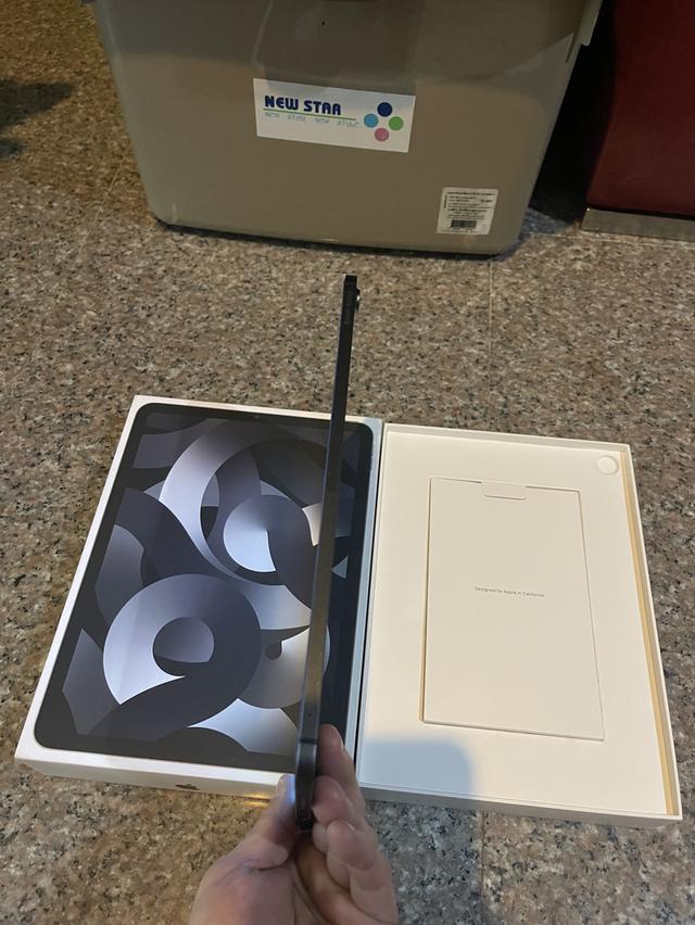 ขายiPadAir5 M1 สีSpace Black256กิ๊กWifi CelluerตัวTopสุดสเปคนี่หายากไร้รอยยกกล่องถูกๆ 6