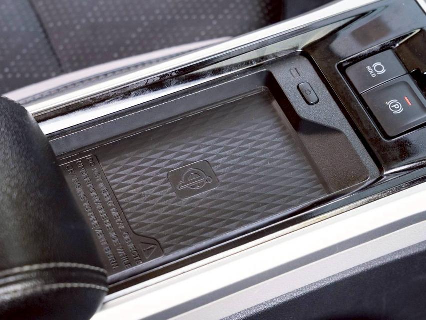 Toyoyta Veloz 1.5 Premium ปี 2022 ♨️ #ประกันเครื่องเกียร์3ปี / 30,000 km. ♨️ รูปที่ 13