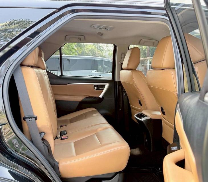รหัสรถ PR8268 Toyota Fortuner 2.8 4WD ปี 2019 รูปที่ 10