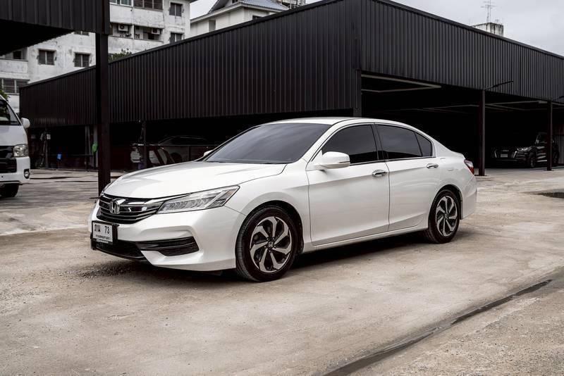 (แจ้งรหัสรถ 67GG73 ) #Honda #Accord 2.0E ปี 2018