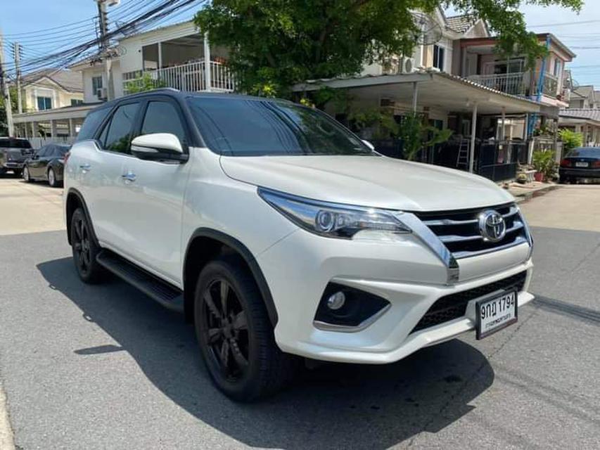 TOYOTA FORTUNER 2.8 4WD ปี2017 1
