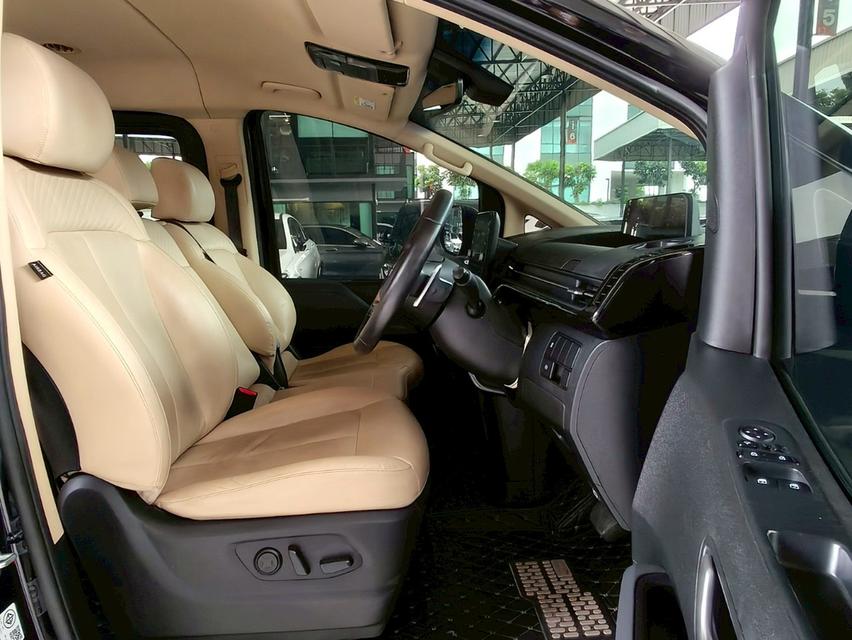 รถเข้าใหม่! Hyundai Staria SEL ดีเซล ปี 2022 สีดำ 8