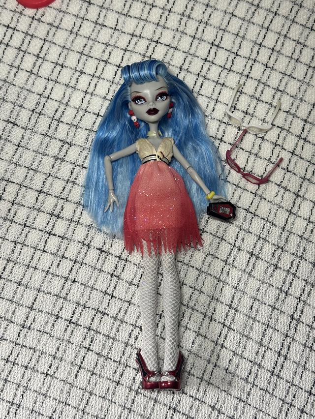 Monster high  ghoulia