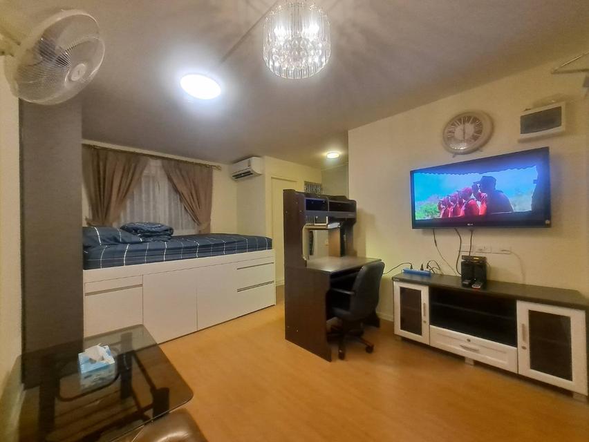 ขายคอนโดลุมพินีมิกซ์ เทพารักษ์ อาคาร B1 ชั้น 2 ห้องยังใหม่ ตบแต่งสวย เฟอร์นิเจอร์ครบ แอร์ ทีวี ตู้เย็น เครื่องทำน้ำอุ่น  ฯลฯ....   ราคา 1,090,000 บาท 2