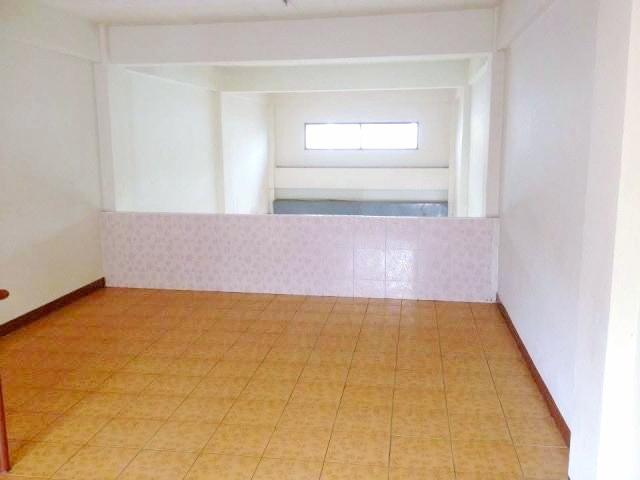 ตลาดอ่อนนุช 500ม. สุขุมวิท81 บิ๊กซี เอ็กซ์ตร้า อ่อนนุช 4-12 7-11ในซอย 300 ม. ทำขนส่งได้ ให้เช่าตึกแถว 4ชั้น BTSอ่อนนุช 1 6