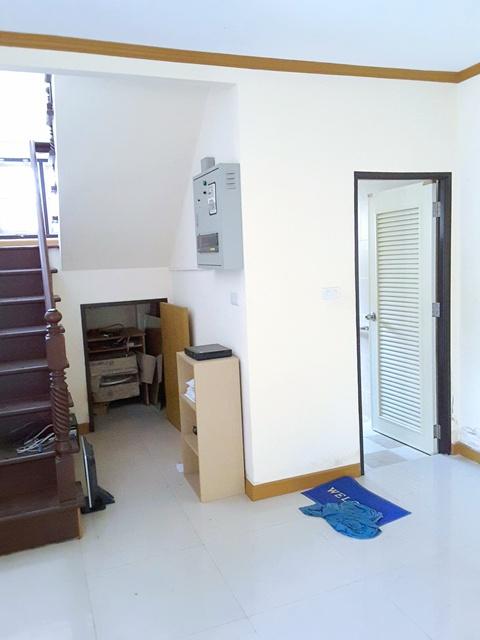 สภาพใหม่ 5นอน ม.มหิดล ศาลายา 700 ม. ให้เช่าคฤหาสน์บ้าน 2 หลัง 108ตร.วา. 508ตร.ม. เพิ่งสร้าง 4 น้ำ น่าอยู่ 5