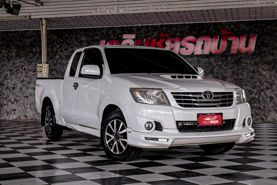 TOYOTA VIGO 2.5 E TRD ปี 2014