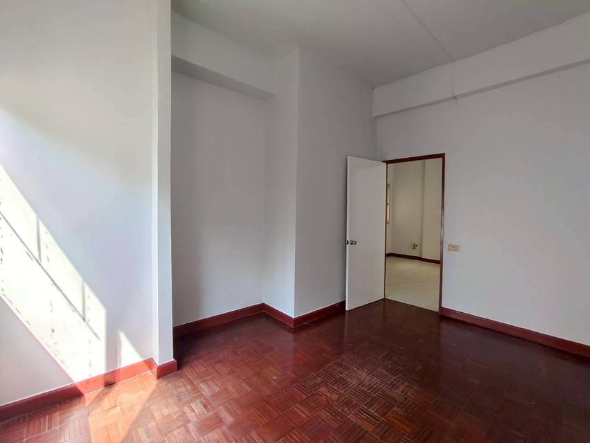 คอนโดหมู่บ้านสวนลลนา ขนาด 2 ห้องนอน 1 ห้องน้ำ 11