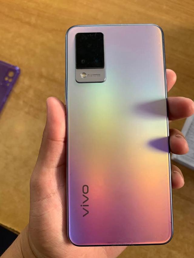 ปล่อยขายด่วน Vivo V21