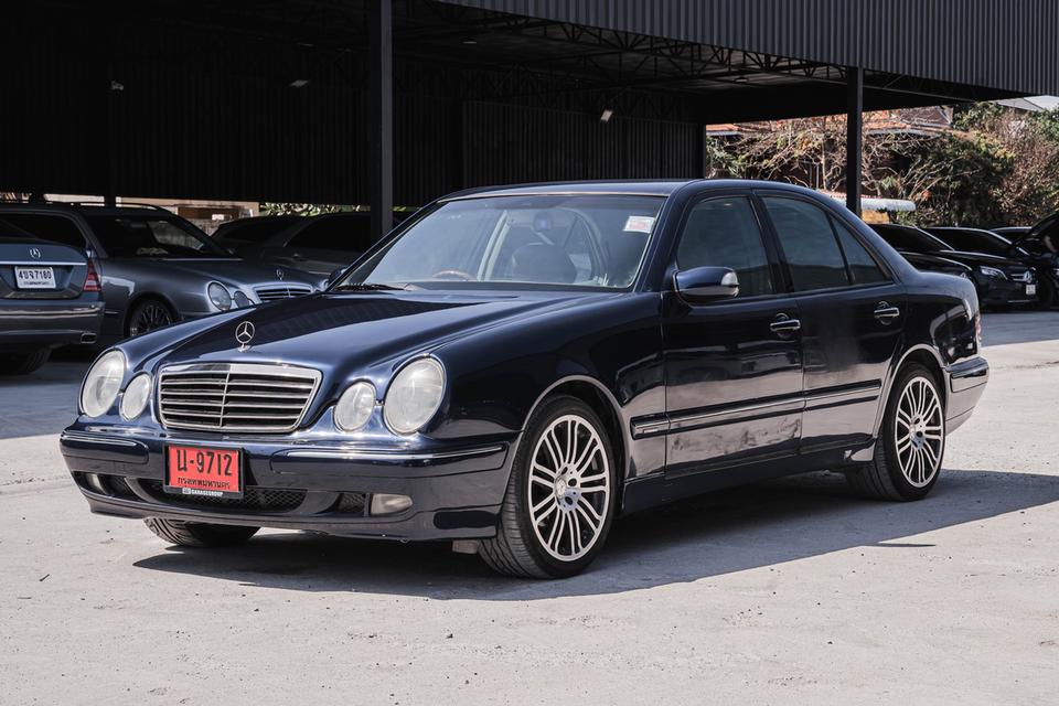 รหัสรถ 67GG2580 🚨 Mercedes-Benz E230 EL (W210) เกียร์ออโต้ ปี 1996 🚨 2