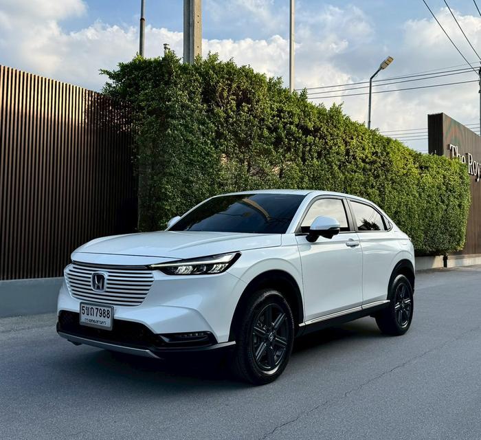 Honda #lHRV eHEV EL ปี24 สีขาว Premium ♨️สวยสุดในรุ่น มือเดียว สภาพป้ายแดง ไมล์ 10,xxx โลแท้ เข้าศูนย์ทุกระยะ