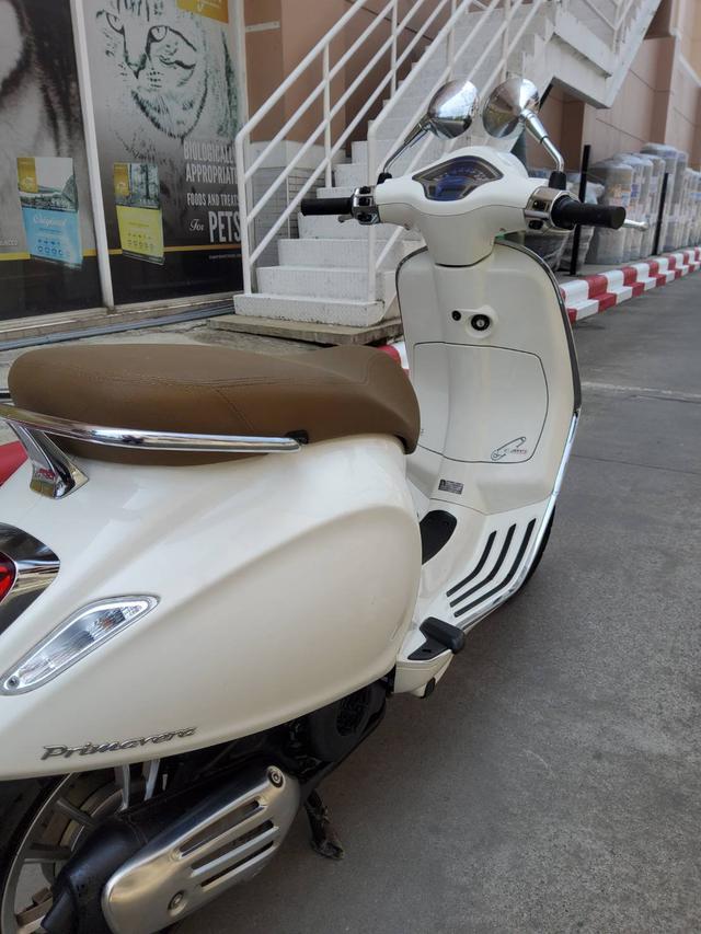 All NEW Vespa Primervera 150 i-Get ABS ปี2022  สภาพเกรดA 2768 กม. เอกสารครบพร้อมโอน 6