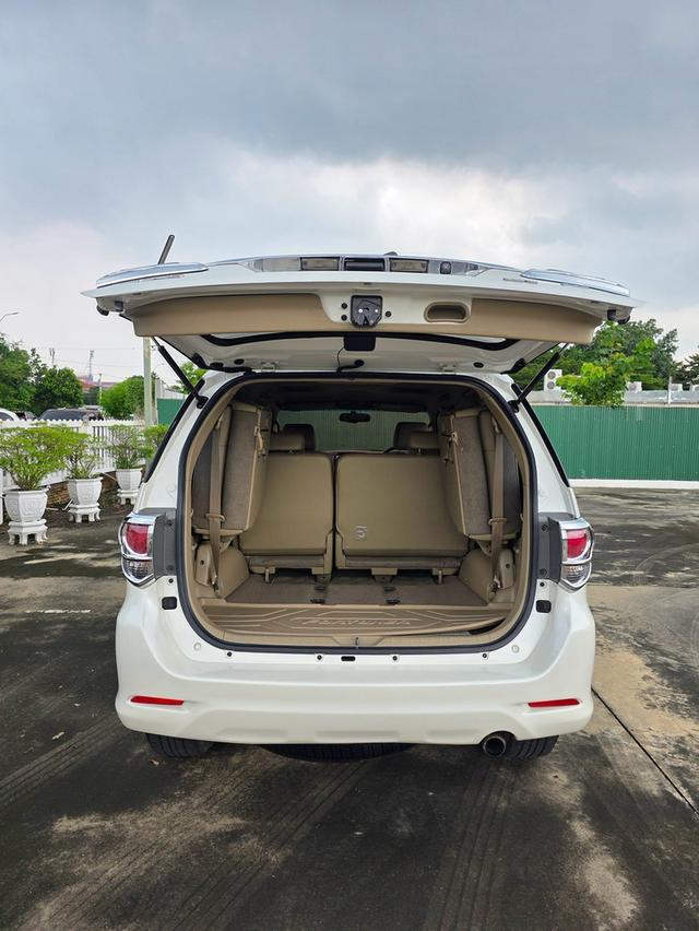 Toyota Fortuner 3.0 V VSC สีขาว ปี 2013 ไมล์ 140,000 กม. รูปที่ 7