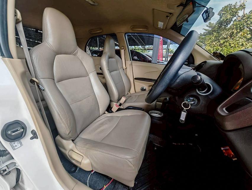 2014 HONDA BRIO 1.2V 12