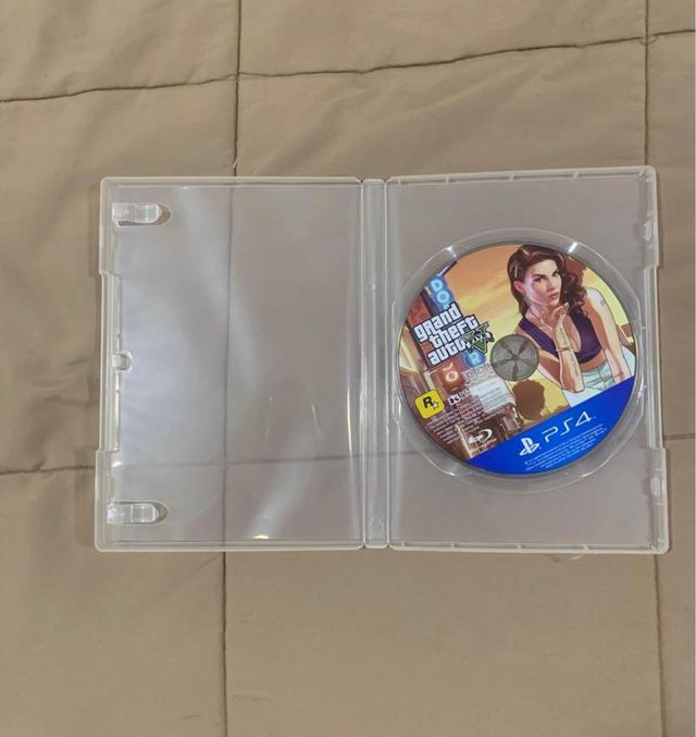 ขายแผ่นเกม GTA V มีตำหนิหน้าปกหาย 2