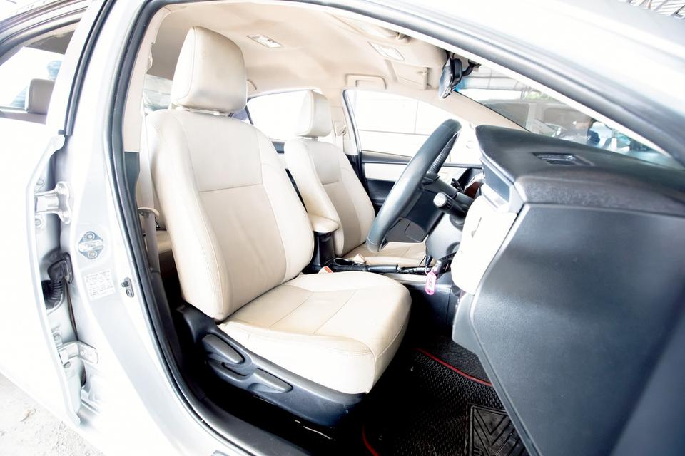 Toyota Altis 1.6G ปี 2014 สีบรอนเงิน  13