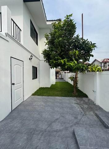 บ้านเดี่ยว2ชั้น เนินพลับหวาน มาบยายเลีย 18/7 ตกแต่งเฟอร์นิเจอร์บิ้วอินทั้งหลัง พร้อมเข้าอยู่ 4