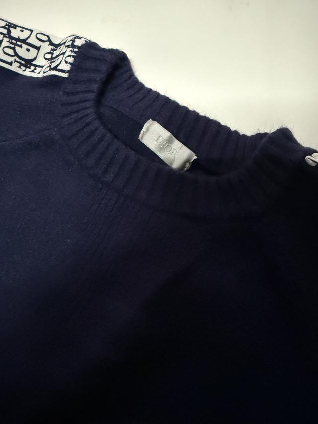 เสื้อหนาว ใส่ครั้งเดียวสภาพเหมือนมือ1  2