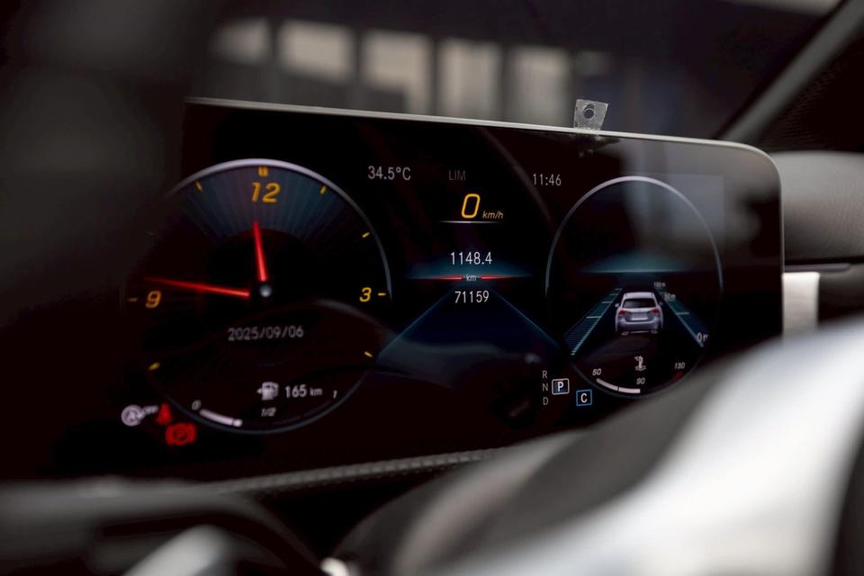 Benz A200 auto ไมล์ 71000 km โทร.0922639576 เอ๋ 8