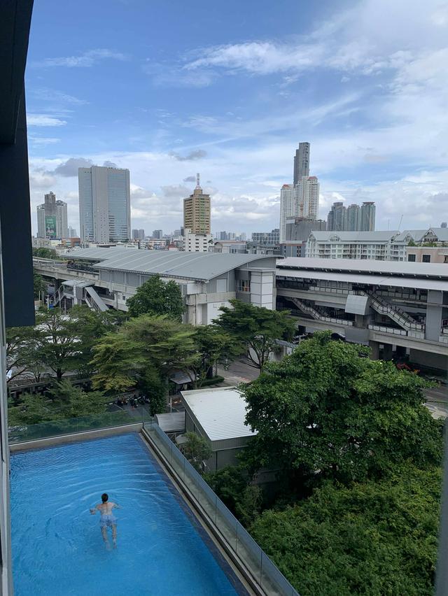 คอนโด 8