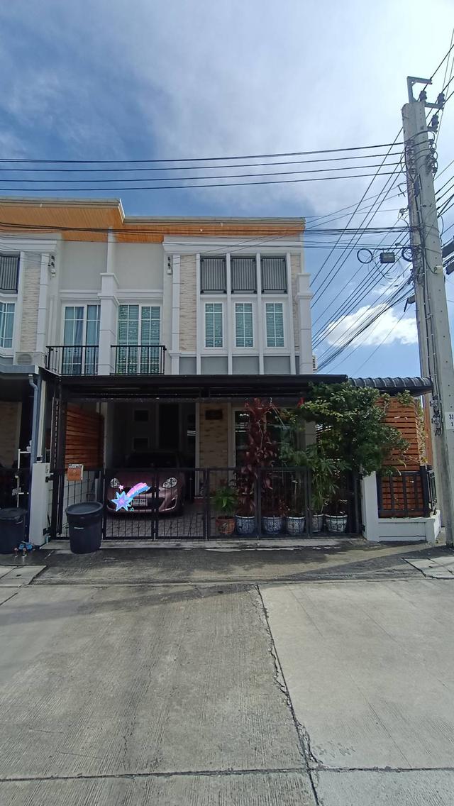 บ้านทาวน์โฮม นวมินทร์42แยก27 1