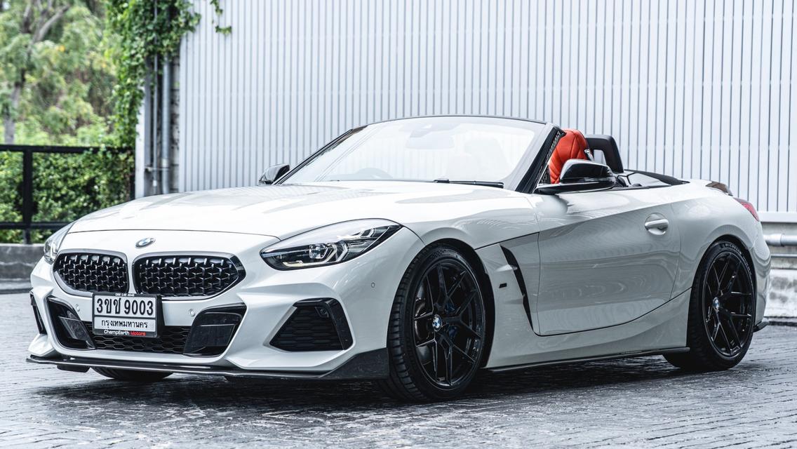 BMW Z4 sDrive30i M-Sport 2019 สีขาว เบาะสีแดง รถไมล์น้อย แต่งสวยลงตัว ประวัติ Service ครบ สมบูรณ์พร้อมใช้งาน