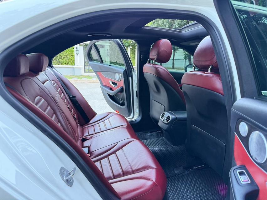 Benz C220d AMG Dynamic รุ่น Top ดีเซลล้วน W205 ปี 2020 หลังคาแก้ว ใช้งานน้อย 9 หมื่นโล รูปที่ 13