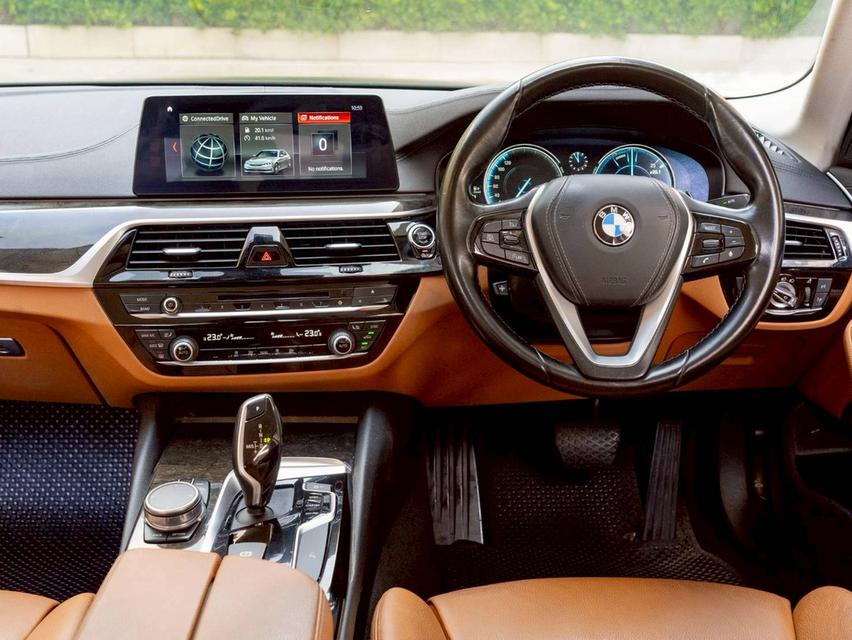BMW 520d Sport ปี2018 13