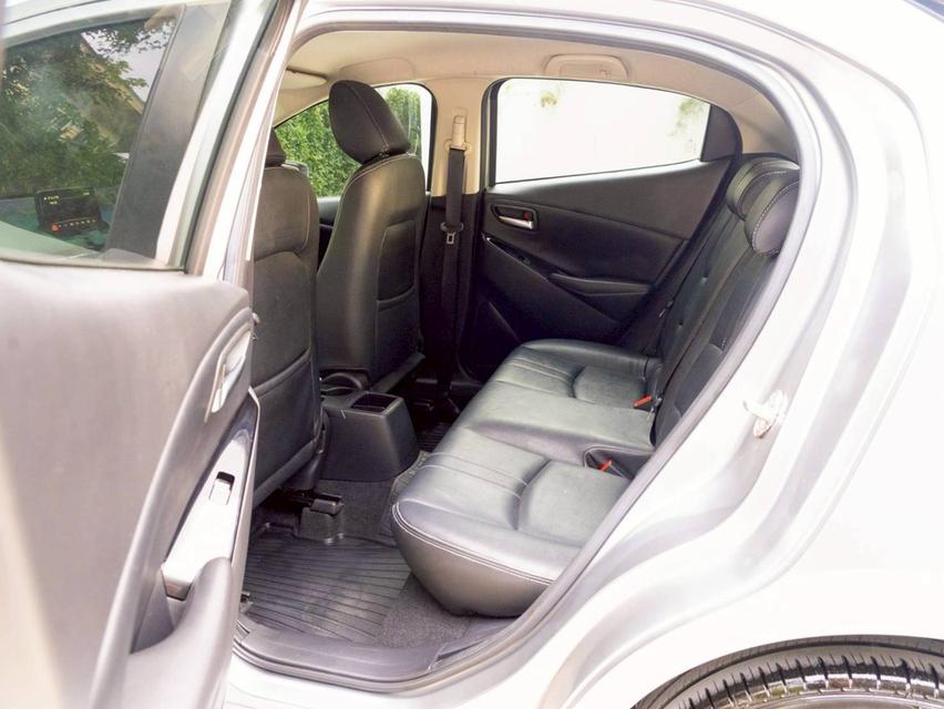 Mazda 2 1.3 High Connect ปี 2019 13