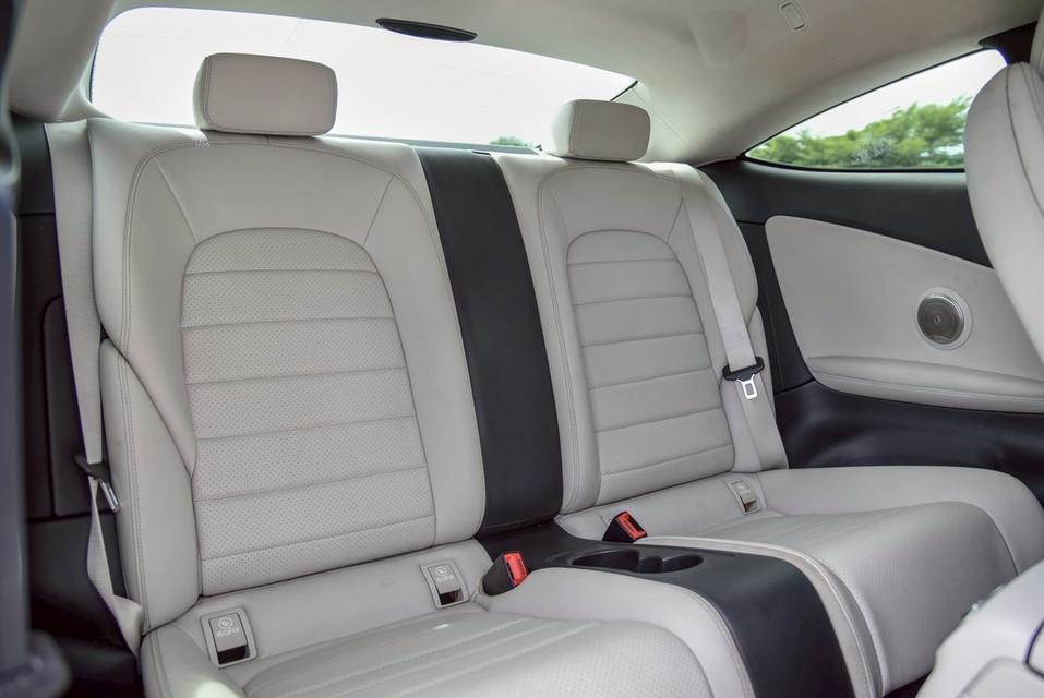 รหัสรถ CBL8025 Benz C250 2.0 Sport Coupe [W205] AT 2018 11