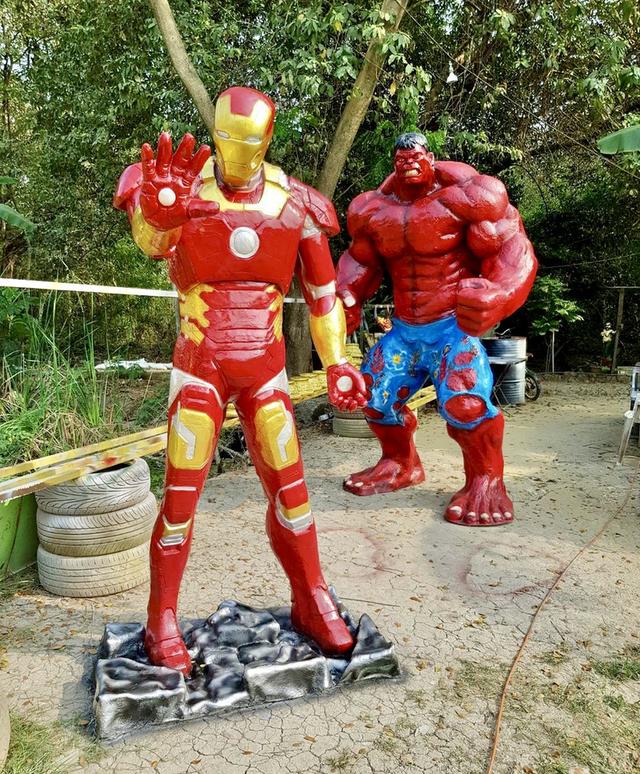 หุ่นไฟเบอร์กลาสเดอะHulk หุ่นเดอะฮัค ยักษ์เขียวจอมพลัง สูง2เมตร30ซม มือหนึ่ง 5