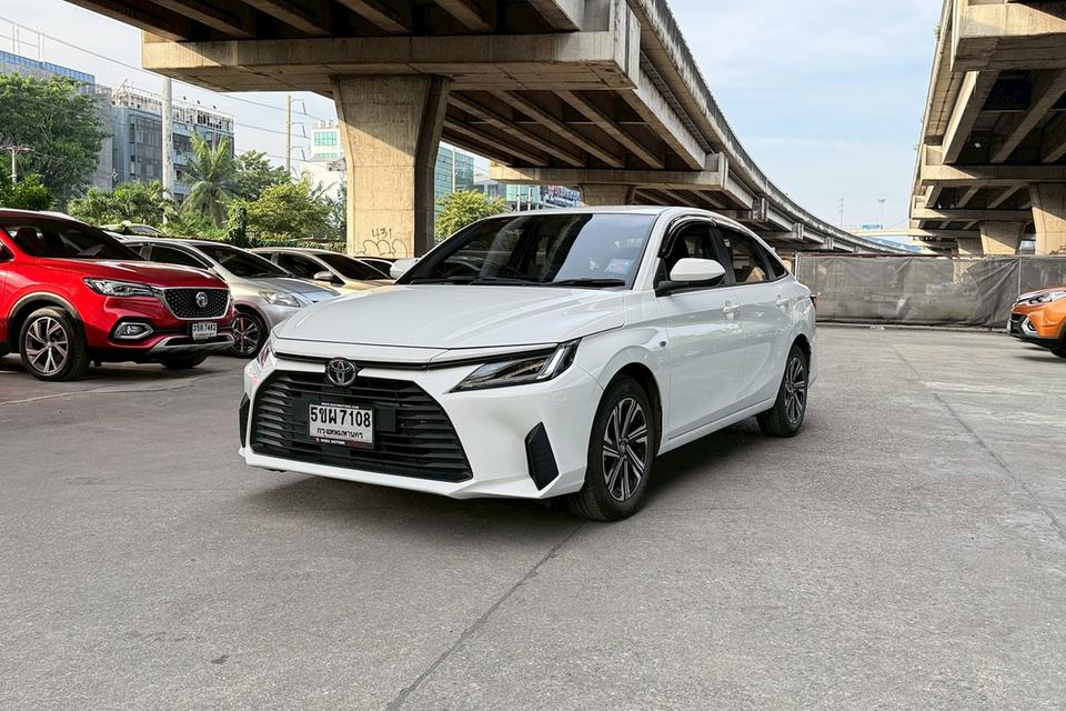 Toyota YARIS ATIV 1.2 Sport AT ปี 2024 รถสวยมือเดียว ไมล์น้อย