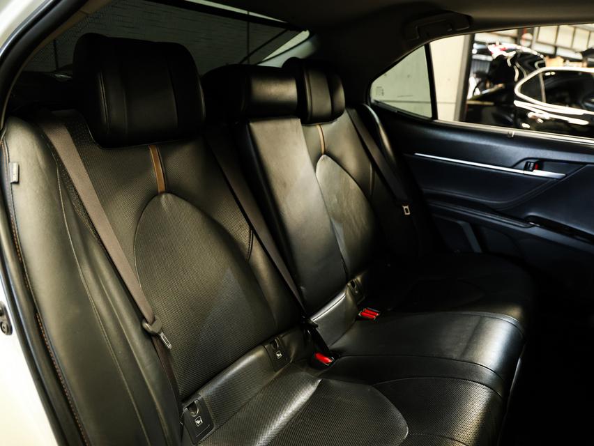 2021 Toyota CAMRY 2.5 (ปี 18-24) Hybrid Premium Sedan AT B8077 รูปที่ 18