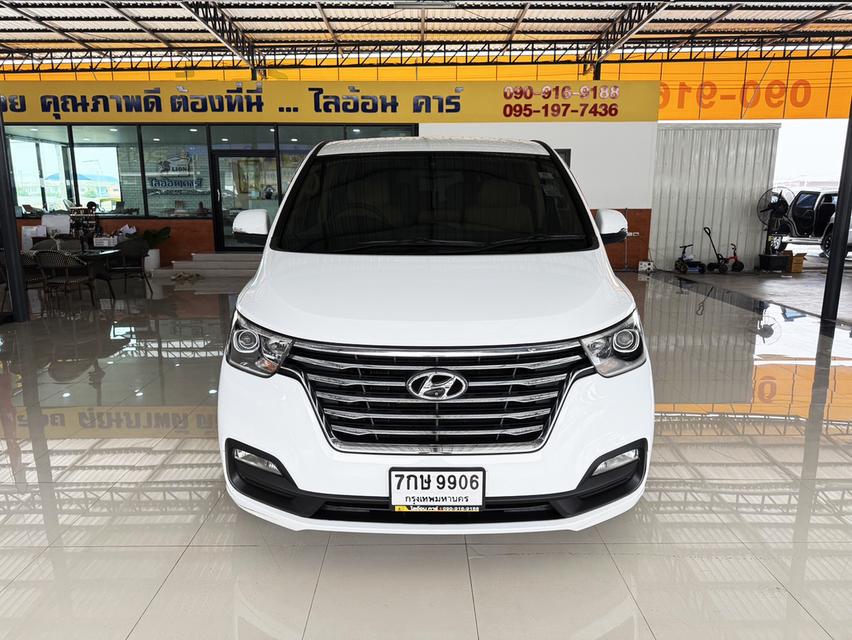  Hyundai Grand Starex 2.5 VIP (ปี 2018) Wagon AT 2