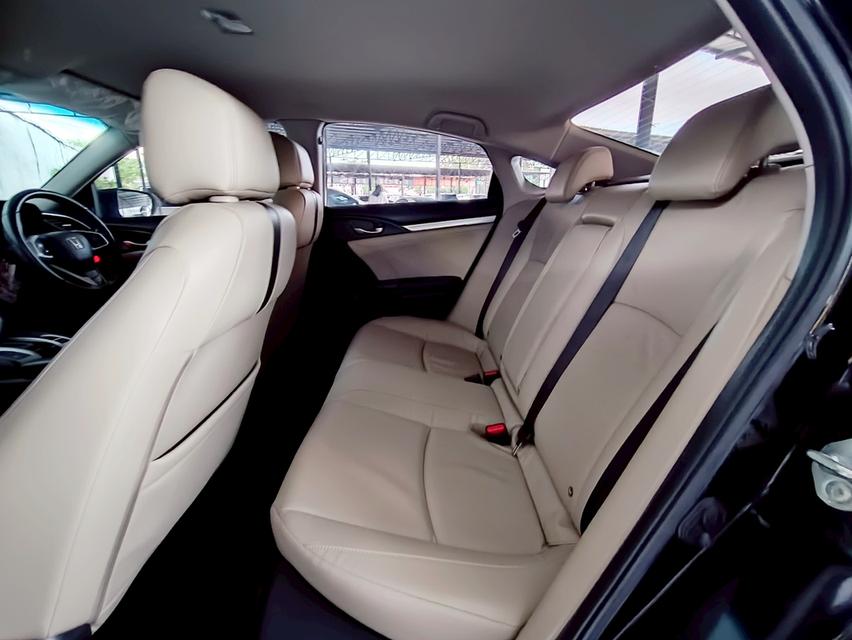 🚗HONDA CIVIC FC 1.8 EL เกียร์ A/T ปี 2018🚗 ฟรีดาวน์ 17