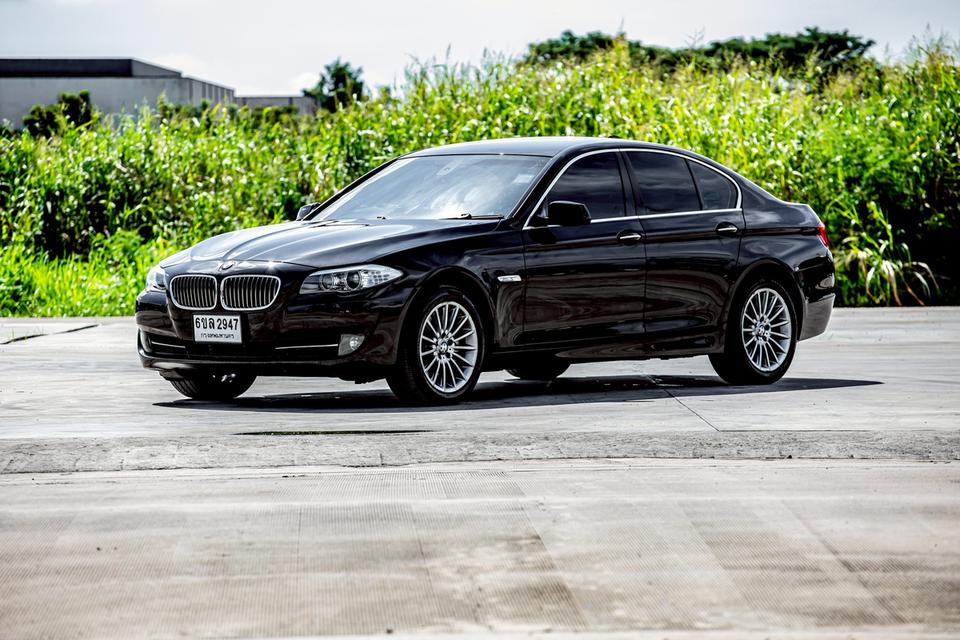 Bmw 523i AT ปี 2010 สีดำ สภาพดี  11