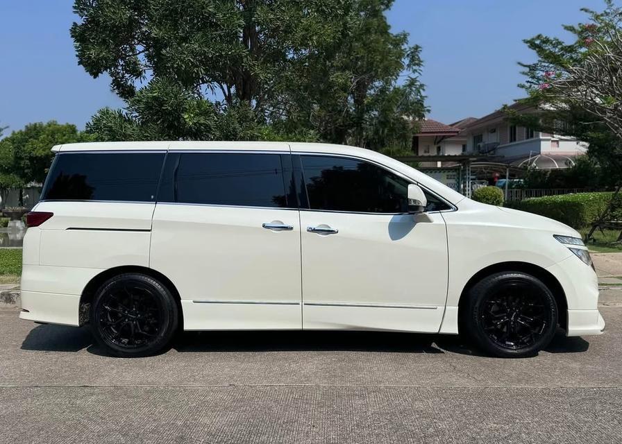 ขายรถ Nissan Elgrand 2.5 Highway Star ปี 2011 4