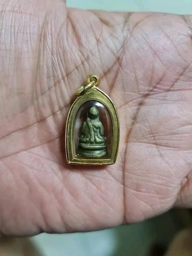 พระเล็กเลี่ยมทอง