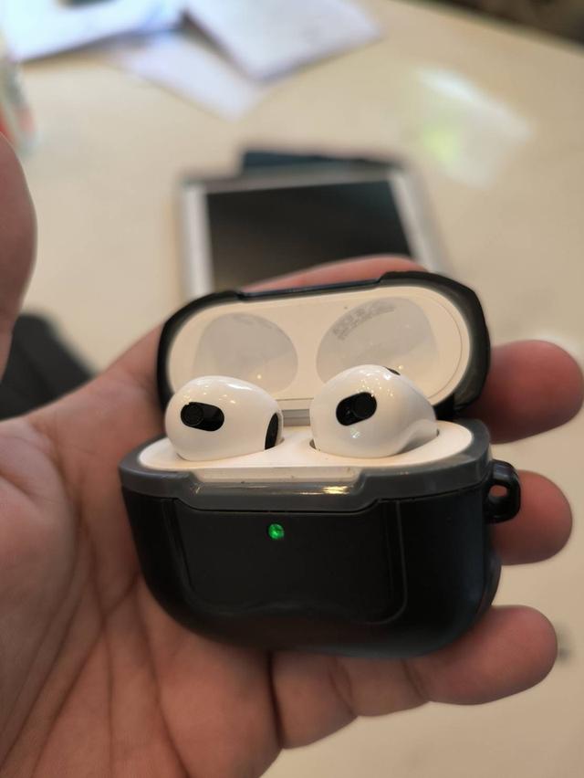 Airpod gen3 พร้อมเคส Solide สีดำ