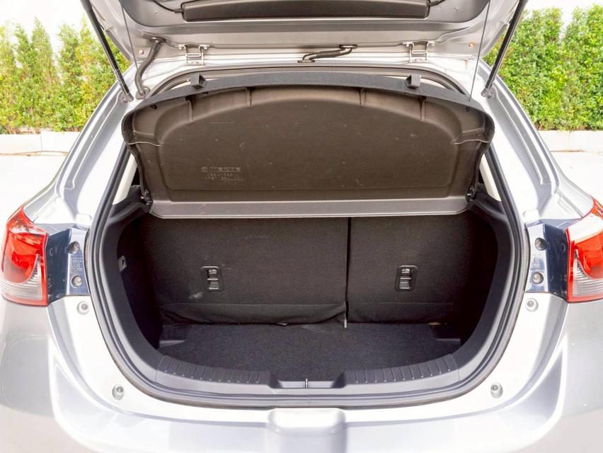 Mazda 2 1.3 High Connect ปี 2019 9