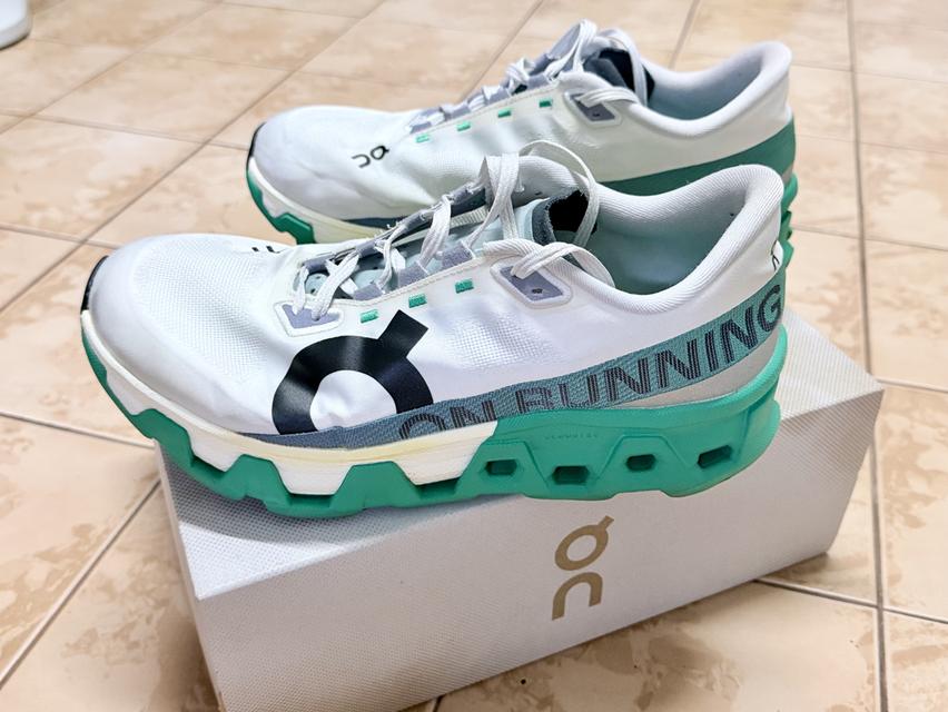 รองเท้า on cloud monster hyper 9us รูปที่ 2